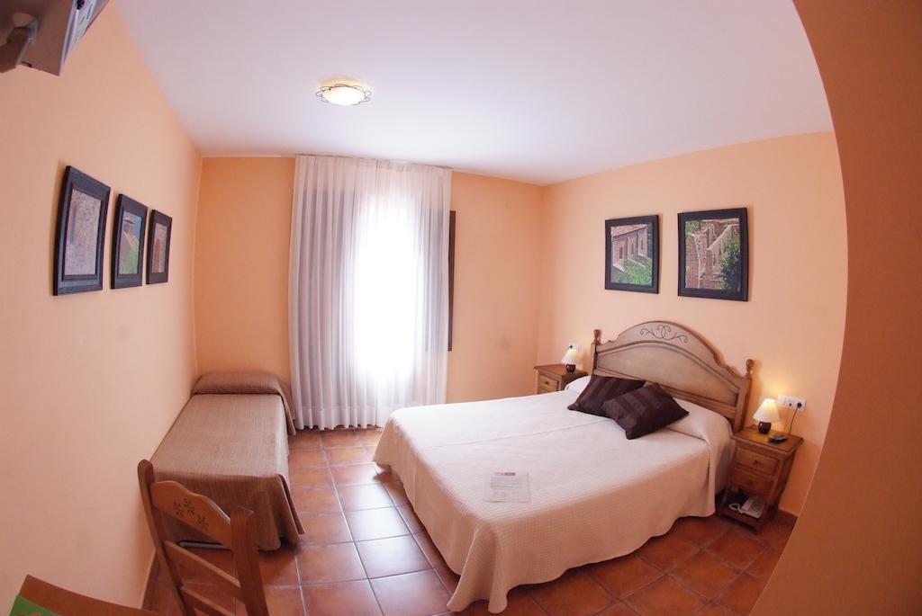 Hotel Casa Duaner กัวร์ดิโอลา เด แบร์เกดา ห้อง รูปภาพ